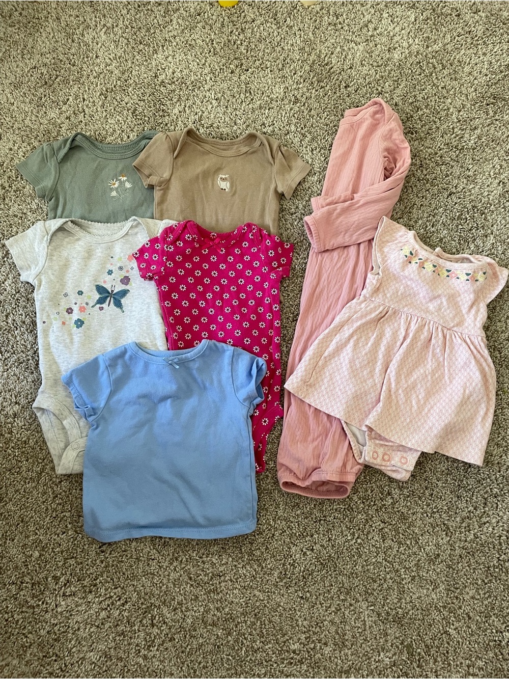 Seven Piece 0-3 Month Infant Girl Bundle